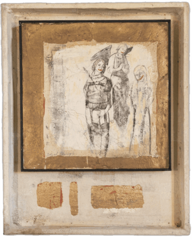 Teca pittorica su fondo chiaro con al centro un riquadro dorato che racchiude il disegno di tre figure femminili stilizzate, dai volti sorridenti e truccati di rosso, una delle quali in primo piano indossa un cappello appuntito e un abito che lascia intravedere il pube.