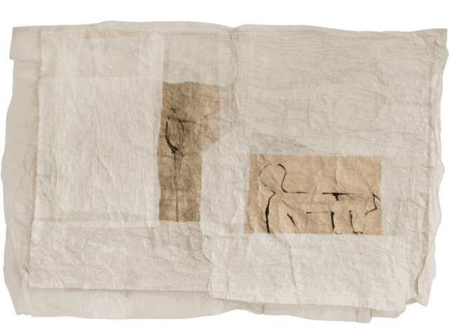 Composizione su carta chiara con grandi campiture bianche sovrapposte e, al centro-destra, un rettangolo beige che contiene il profilo essenziale di una figura a quattro zampe, mentre a sinistra un’altra striscia verticale beige racchiude un segno ovale stilizzato.